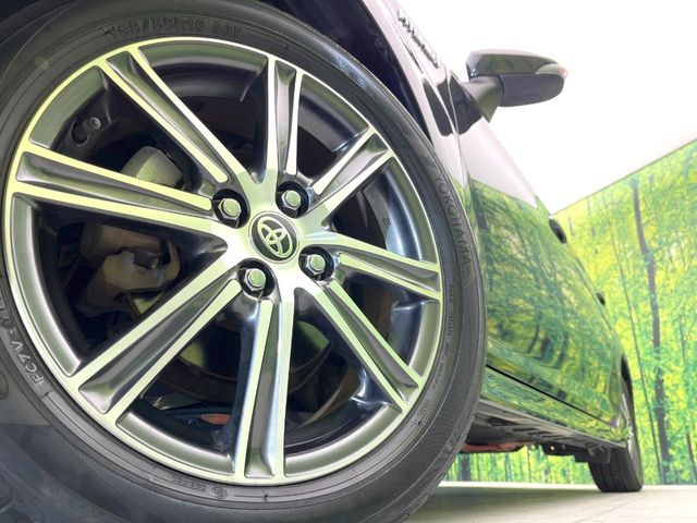 �y16�C���`�A���~�z�C�[���z�O�ςɃ}�b�`�����A���~�z�C�[���𑕒����Ă���܂��B�e��A���~�z�C�[����A�X�^�b�h���X�^�C�����戵�����Ă���܂��B���񂲑��k����������