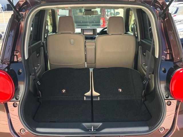 �����A�V�[�g��|���Ƃ���ȂɍL�X�Ƃ������Q�b�W���[���ɑ��ς����傫�ȉו��̂������������S�ł��ˁ�