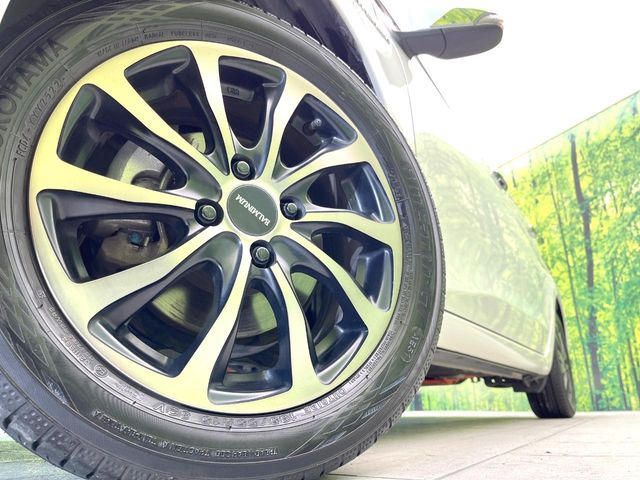 �y15�C���`�A���~�z�C�[���z�O�ςɃ}�b�`�����A���~�z�C�[���𑕒����Ă���܂��B�e��A���~�z�C�[����A�X�^�b�h���X�^�C�����戵�����Ă���܂��B���񂲑��k����������