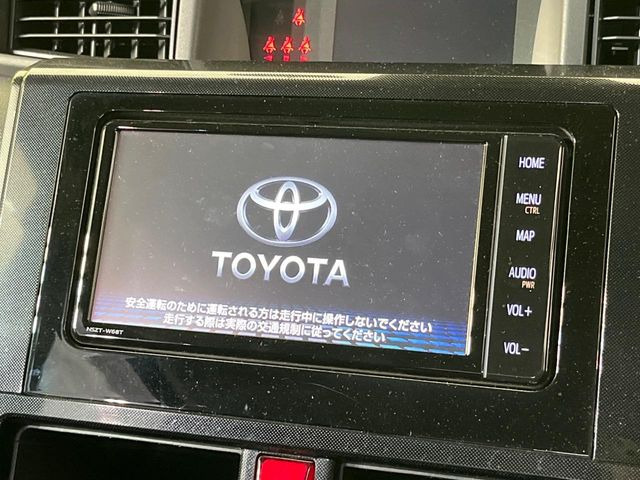 �y�����i�r�z�l�C�̏����i�r�𑕔����Ă���܂��B�i�r�̎g���₷���͂������A�I�[�f�B�I�@�\���[��!�L�����v�◷�s�͂������A�ʋ΂┃�����ȂǕ��i�̃h���C�u���y�����Ȃ�͂���