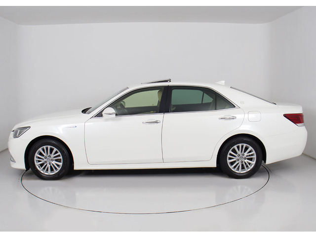 各メーカーのエアロパーツ取り付け承ります!ご納車迄に仕上げます!格安にて承りますのでお気軽にお申し付け下さい!!