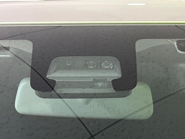 �y�X�Y�L �Z�[�t�e�B�T�|�[�g�z���s���ɑO���̎ԗ�����F�����A�Փ˂������Ȏ��͌x��ƃu���[�L�ŏՓˉ���Ɣ�Q�y�����A�V�X�g�B�����S�Ƀh���C�u�����y���݂��������܂��B