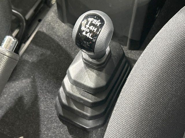 ジムニーシエラ1.5 JC 4WD