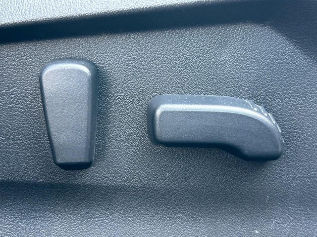 �y�p���[�V�[�g�z�X�C�b�`��ŊȒP�ɃV�[�g�̔��������\!�d��������͂�����܂���!���K�ȃV�[�g�|�W�V�����ɃZ�b�g���āA���K�ȃh���C�u�����y���݂��������B