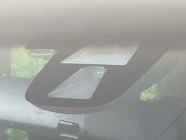 �y�V�e�B�u���[�L�A�N�e�B�u�V�X�e���z�ᑬ���s���ɑO���̎ԗ�����F�����A�Փ˂������Ȏ��͌x��ƃu���[�L�ŏՓˉ���Ɣ�Q�y�����A�V�X�g�B�����S�Ƀh���C�u�����y���݂��������܂��B