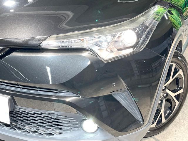 �yLED�w�b�h���C�g�z���V����ԑ��s�����ǍD�Ȏ��E���m�ۂ����S���ĉ^�]�ł��鍂�P�xLED�w�b�h���C�g�𑕔�!�_�����x�������A����d�͂��}�����Ă��܂��B