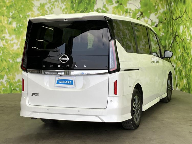 セレナ2.0 ハイウェイスターV