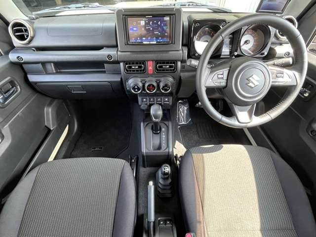 ジムニーシエラ1.5 JC 4WD