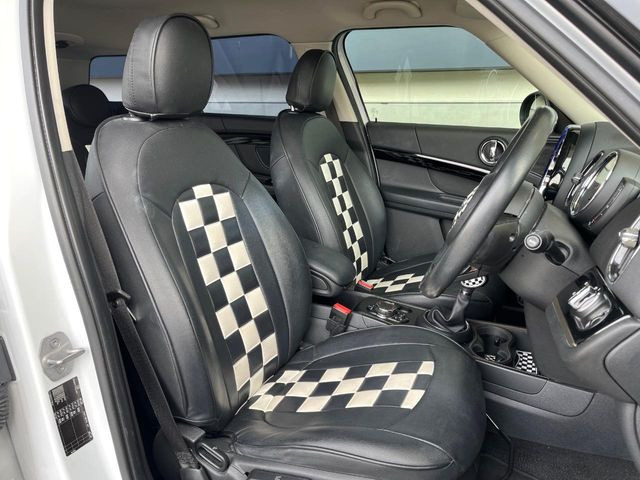 ���V�[�g�̎g�p��:�j��E�ւ�������Ȃ��A�����̒ʂ肫�ꂢ�ȏ�Ԃ��ێ����Ă���܂��B�܂��A�����N���[�j���O�E�R�[�e�B���O�����p�����������܂��B