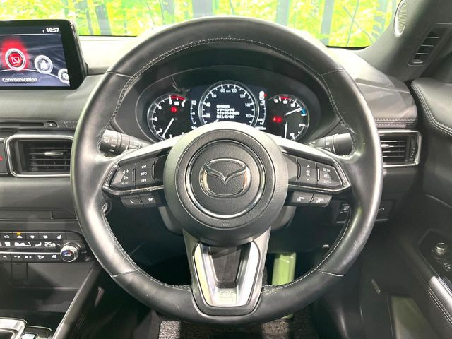 �y�����v�����X�e�A�����O�z�㎿�Ȋv���g�p���邱�ƂŁA��ɂ����������݂ƂĂ��^�]���₷���n���h���ł���