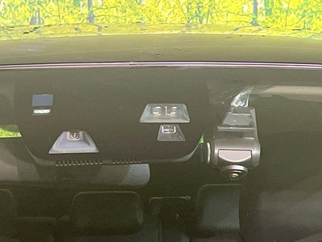 �y�X�}�[�g�V�e�B�u���[�L�T�|�[�g�z�ᑬ���s���ɑO���̎ԗ�����F�����A�Փ˂������Ȏ��͌x��ƃu���[�L�ŏՓˉ���Ɣ�Q�y�����A�V�X�g�B�����S�Ƀh���C�u�����y���݂��������܂��B