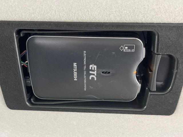 【ETC】高速道路の料金所をストレスなく通過!話題のスポットやサービスエリアに多い「スマートIC」利用時は必須のアイテムです。当店でセットアップを実施、ご納車当日からすぐにご利用いただけます!