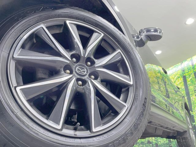 �y����19�C���`�A���~�z�C�[���z�O�ςɃ}�b�`���������A���~�z�C�[���𑕒����Ă���܂��B�e��ЊO�A���~�z�C�[����A�X�^�b�h���X�^�C�����戵�����Ă���܂��B���񂲑��k����������
