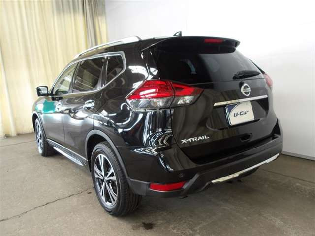 エクストレイル2.0 20Xi