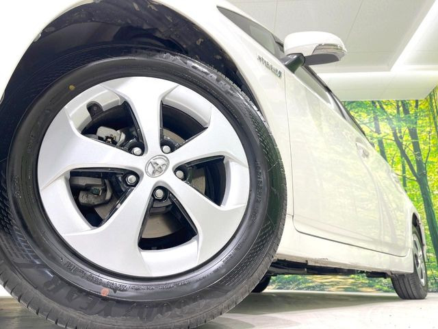 �y����15�C���`�A���~�z�C�[���z�O�ςɃ}�b�`���������A���~�z�C�[���𑕒����Ă���܂��B�e��ЊO�A���~�z�C�[����A�X�^�b�h���X�^�C�����戵�����Ă���܂��B���񂲑��k����������