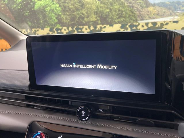 �y���[�J�[�����i�r�z�C���e���A�ɗn�����ރX�^�C���b�V���ȁu��p�݌v�v���[�J�[�i�r�𑕔��􎋔F���⑀�쐫�ȂǊ�{���\�ɂ��D��A���㎿�ȃJ�[���C�t�����y���݂��������܂��B