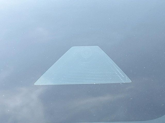 �y�X�}�[�g�V�e�B�u���[�L�T�|�[�g�z�ᑬ���s���ɑO���̎ԗ�����F�����A�Փ˂������Ȏ��͌x��ƃu���[�L�ŏՓˉ���Ɣ�Q�y�����A�V�X�g�B�����S�Ƀh���C�u�����y���݂��������܂��B