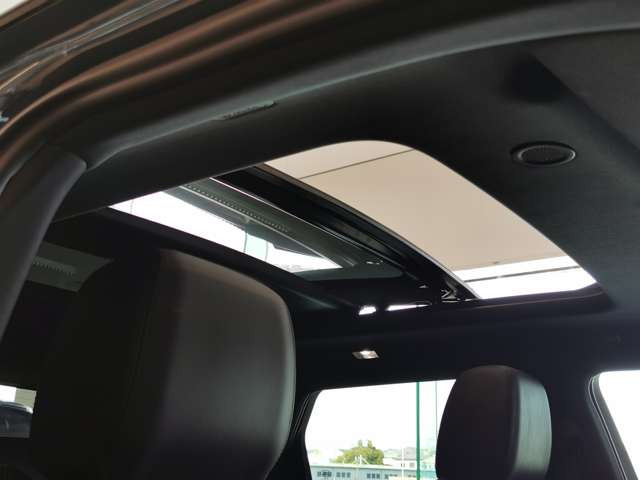 レンジローバーイヴォークダイナミック HSE 2.0L P250 4WD