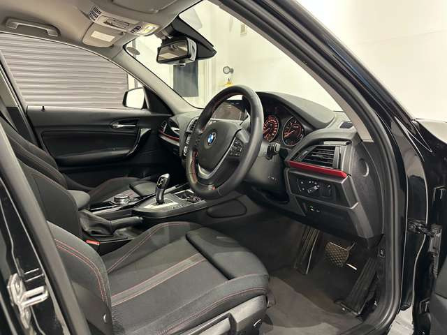 1シリーズ120i スポーツ