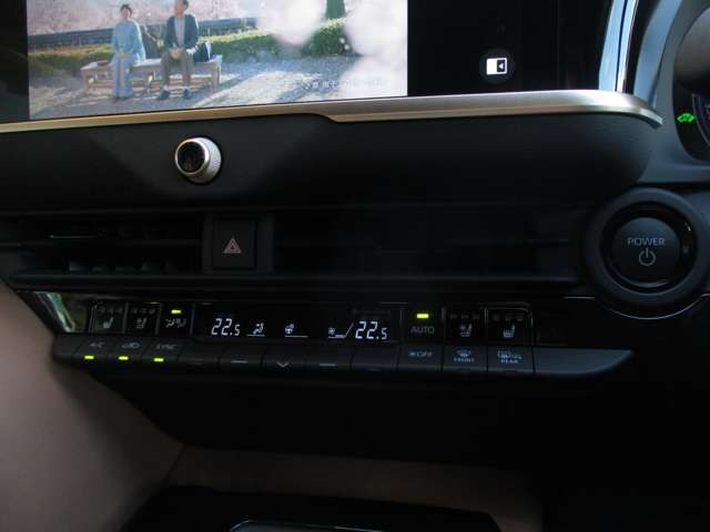 ���d�b�̓t���[�_�C�����łǂ�����0078-6002-334194��(�g��PHS��) ���ꏊ�́A���̓��H���� �p�[�N�h�[��(KK�E�C���O)���� �I�����W�̊����ڈ�ł���