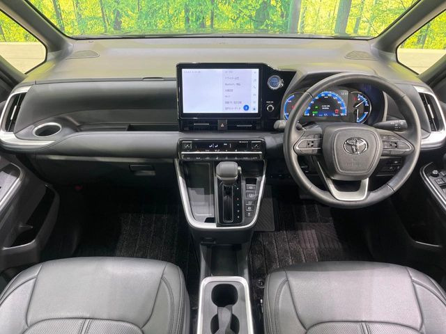 ヴォクシー1.8 ハイブリッド S-Z