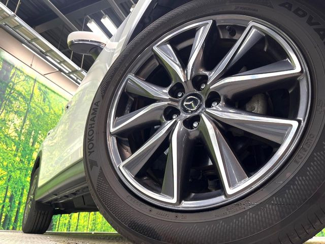 �y����19�C���`�A���~�z�C�[���z�O�ςɃ}�b�`���������A���~�z�C�[���𑕒����Ă���܂��B�e��ЊO�A���~�z�C�[����A�X�^�b�h���X�^�C�����戵�����Ă���܂��B���񂲑��k����������