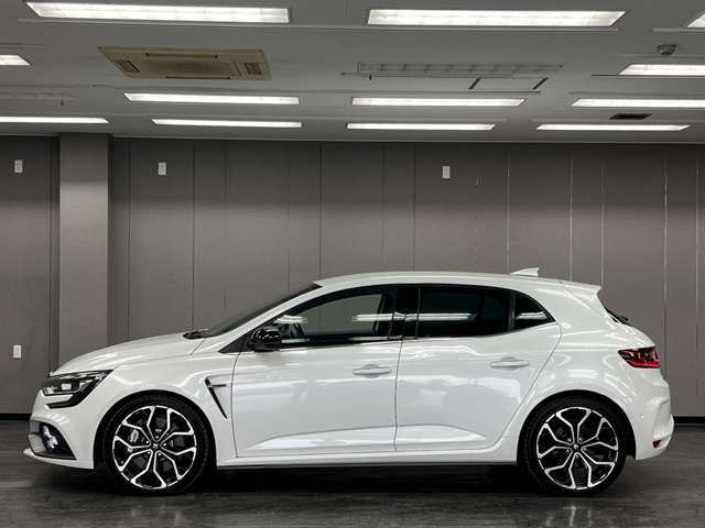 �y�c�Ǝ��ԁz10:00�[19:00�����T���j���A��x�B�N���N�n���^�A�x���̉c�Ƃ͂��d�b�ɂĂ��₢���킹�������B