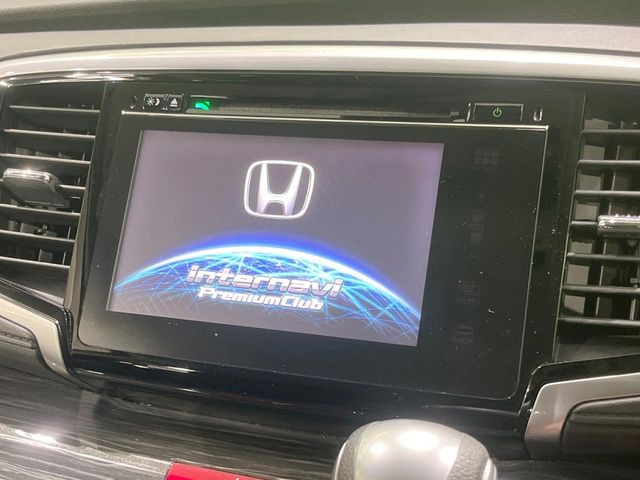 �y���[�J�[�����i�r�z�C���e���A�ɗn�����ރX�^�C���b�V���ȁu��p�݌v�v���[�J�[�i�r�𑕔��􎋔F���⑀�쐫�ȂǊ�{���\�ɂ��D��A���㎿�ȃJ�[���C�t�����y���݂��������܂��B