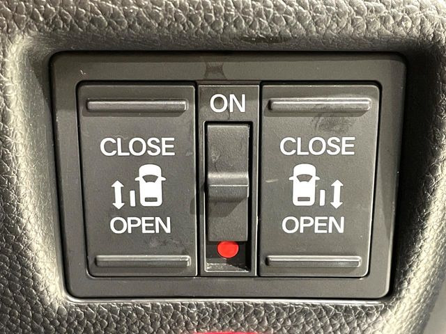 �y�����p���[�X���C�h�h�A�z�X�}�[�g�L�[��^�]�Ȃ̃X�C�b�`�Ō�ȗ����X���C�h�h�A�̊J���\���d��������͂����ăh�A���J����K�v�������A�����Ȃ��q�l�ł��ȒP�ɊJ���߂ł����K�ł���