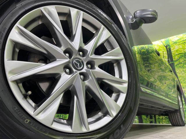 �y����19�C���`�A���~�z�C�[���z�O�ςɃ}�b�`���������A���~�z�C�[���𑕒����Ă���܂��B�e��ЊO�A���~�z�C�[����A�X�^�b�h���X�^�C�����戵�����Ă���܂��B���񂲑��k����������