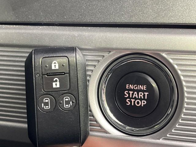 �y�L�[���X�X�^�[�g�V�X�e���z�J�o����|�P�b�g�ɓ��ꂽ�܂܂ł��h�A�̎{���E�������\�ȃX�}�[�g�L�[�𑕔��B�G���W���̃I���E�I�t�����J�M�����o���K�v����������Ƃ��Ă��֗��ł���