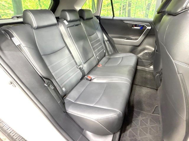 �y���烌�U�[�V�[�g�z����̂ӂ���肪�e�ՂŃ����e�i���X�����ȒP�ȁA�@�\���ɗD��鍇����v���̗p�����㎿�ȃV�[�g�ł��B����S�n���悭�A���������ӂ��S�n�ǂ��ԓ���Ԃ����o���Ă���܂��B