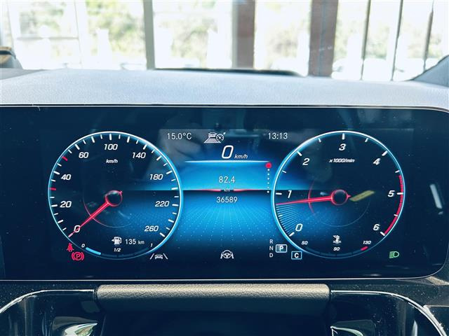 GLAクラスGLA200d 4マチック AMGライン 4WD