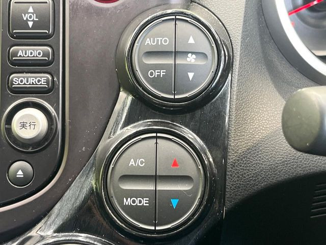 �y�I�[�g�G�A�R���z��x���D�݂̉��x�ɐݒ肷��΁A�ԓ��̉��x�����m�����ʂ≷�x�������Œ����B����&hellip;����&hellip;�Ɖ��x���X�C�b�`���������K�v�͂���܂���B���K�Ȏԓ���Ԃɂ͕K�{�̋@�\�ł��ˁ�