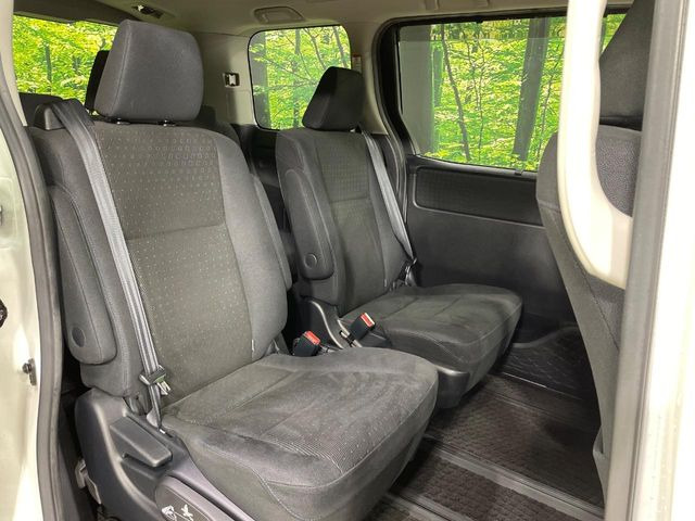 �L�X�Ƃ���2��ڃV�[�g�͋��Z���������A���S�n�����K!�F�B��Ƒ��Ƃ̂��o�����ɂ҂�����ł��B�x�r�[�V�[�g��`���C���h�V�[�g�g�p�������K�ɂ��߂�������������\���ȋ�Ԃ��m�ۂ��Ă��܂��B