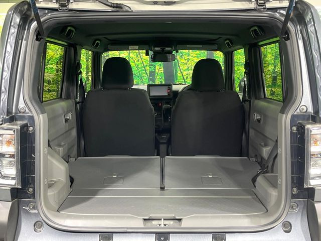 ���i�̂���������ʋ΁A���}���ɏ\���ȉ׎��X�y�[�X���m�ۂ��Ă���܂��B�Z�J���h�V�[�g��|���ƁA�傫�ȉו��̐ύڂ��\�ł���