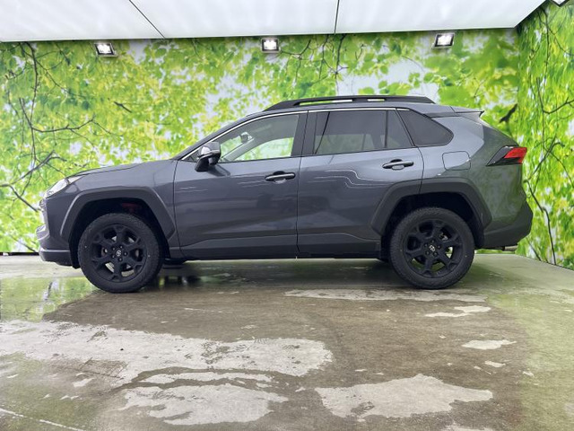 RAV42.0 アドベンチャー オフロードパッケージ II 4WD