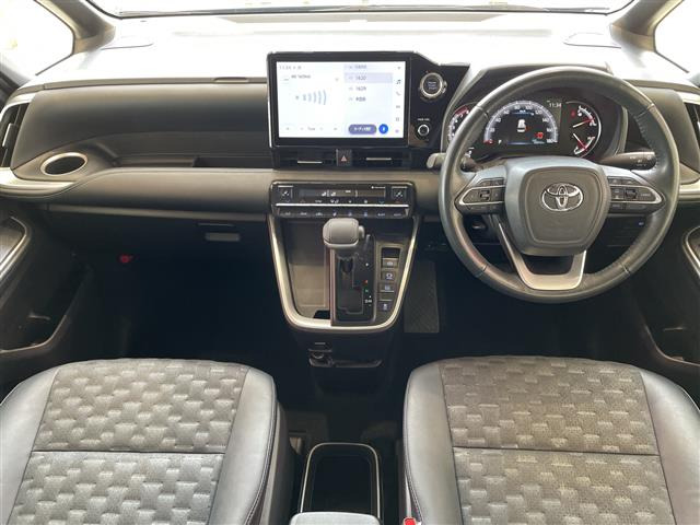 ヴォクシー2.0 S-Z