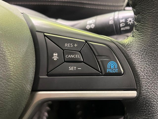 �y�v���p�C���b�g�z�������H�ł̒��������s���y��!!�a�؎��Ə��񑖍s�̃V�[���ŁA�A�N�Z���E�u���[�L�E�X�e�A�����O�������Ő��䂵�A�������^�]�̕��S���y�����Ă���܂���