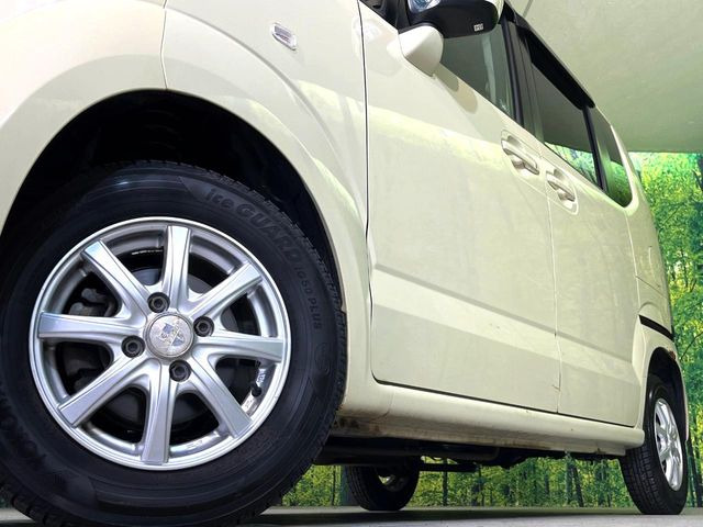 �O�ςɃ}�b�`�����A���~�z�C�[���𑕒����Ă���܂��B�e��A���~�z�C�[����A�X�^�b�h���X�^�C�����戵�����Ă���܂��B���񂲑��k����������