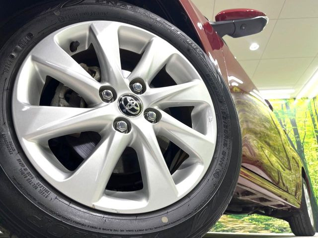 �y����15�C���`�A���~�z�C�[���z�O�ςɃ}�b�`���������A���~�z�C�[���𑕒����Ă���܂��B�e��ЊO�A���~�z�C�[����A�X�^�b�h���X�^�C�����戵�����Ă���܂��B���񂲑��k����������