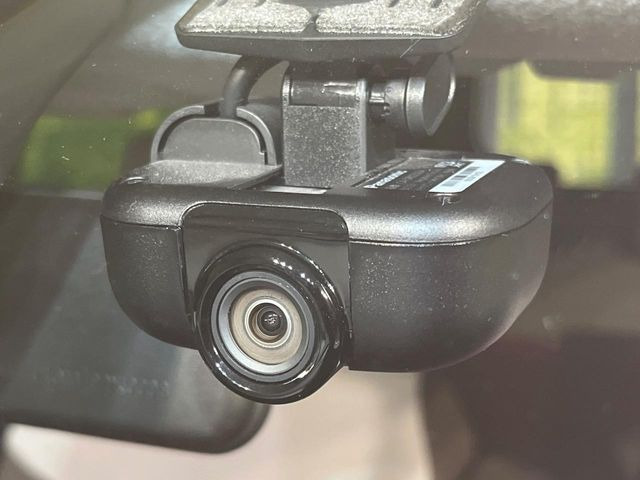 �y�h���C�u���R�[�_�[�z�h���C�u���R�[�_�[����!���s���͂������A������^�]�⎖�̂ɑ��������ہA�f���ŋL�^���A����̃��X�N�ɔ����܂��B���L�^�pSD�J�[�h�͂��q�l�����g�ł��������������K�v������܂��B