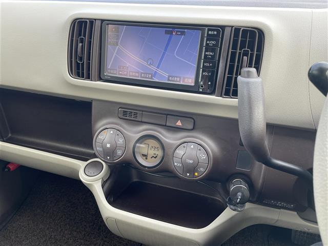 パッソ1.0 プラスハナ 4WD