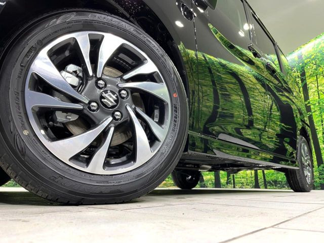 �y����15�C���`�A���~�z�C�[���z�O�ςɃ}�b�`���������A���~�z�C�[���𑕒����Ă���܂��B�e��ЊO�A���~�z�C�[����A�X�^�b�h���X�^�C�����戵�����Ă���܂��B���񂲑��k����������