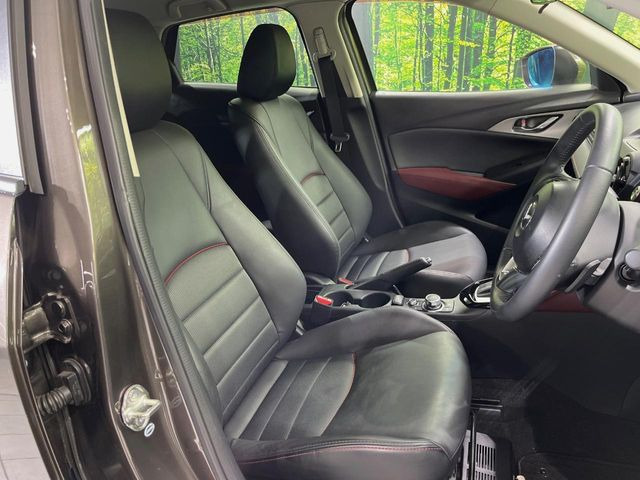 �y�n�[�t���U�[�V�[�g�z�������ƍ���S�n�𗼗������l�C�̃V�[�g���w�ʁE���ʂ̃t�@�u���b�N�f�ނ́A�ʋC���̗ǂ��⊊��ɂ����ɗD��Ă��܂��B�C���╞���ɍ��E���ꂸ���K�ɂ���肢�������܂��B