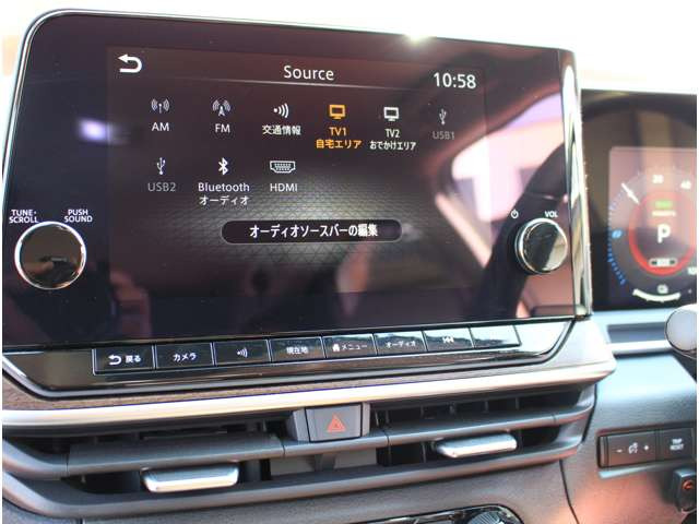 ノートオーラ1.2 G FOUR レザーエディション 4WD