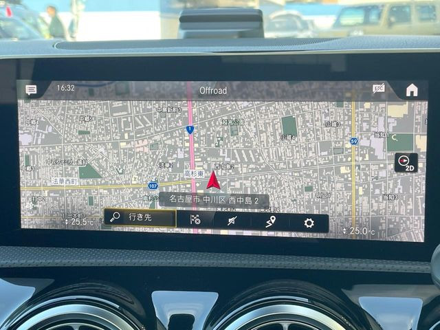 �������i�r:��̊��̂���i�r�́A����������ԓ������o���Ă���܂��B�I�[�f�B�I�@�\���[�����Ă���܂��̂ŁA�^�]�����y���߂܂���