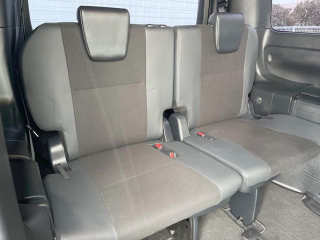 3��ڃV�[�g�͂�������ԗǍD����l�ł��������ƍ����Ē����܂��̂ŁA��l���ł̂��o���������N���N�ł��􂲉Ƒ��ŁA�C�̒m�ꂽ���ԂŁA�h���C�u�ɍs���̂��y���݂ł��ˁ�