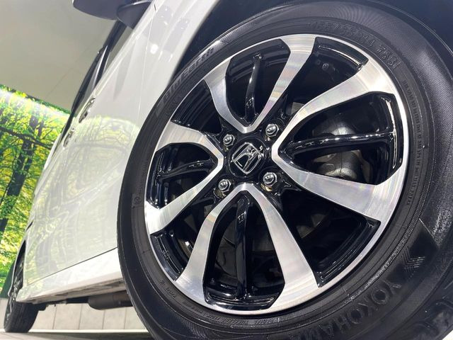 �y����14�C���`�A���~�z�C�[���z�O�ςɃ}�b�`���������A���~�z�C�[���𑕒����Ă���܂��B�e��ЊO�A���~�z�C�[����A�X�^�b�h���X�^�C�����戵�����Ă���܂��B���񂲑��k����������