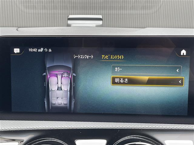 CLAシューティングブレークCLA180 AMGライン